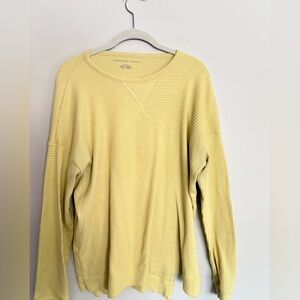 American Eagle Outfitters Light Yellow Crewneck Sweater